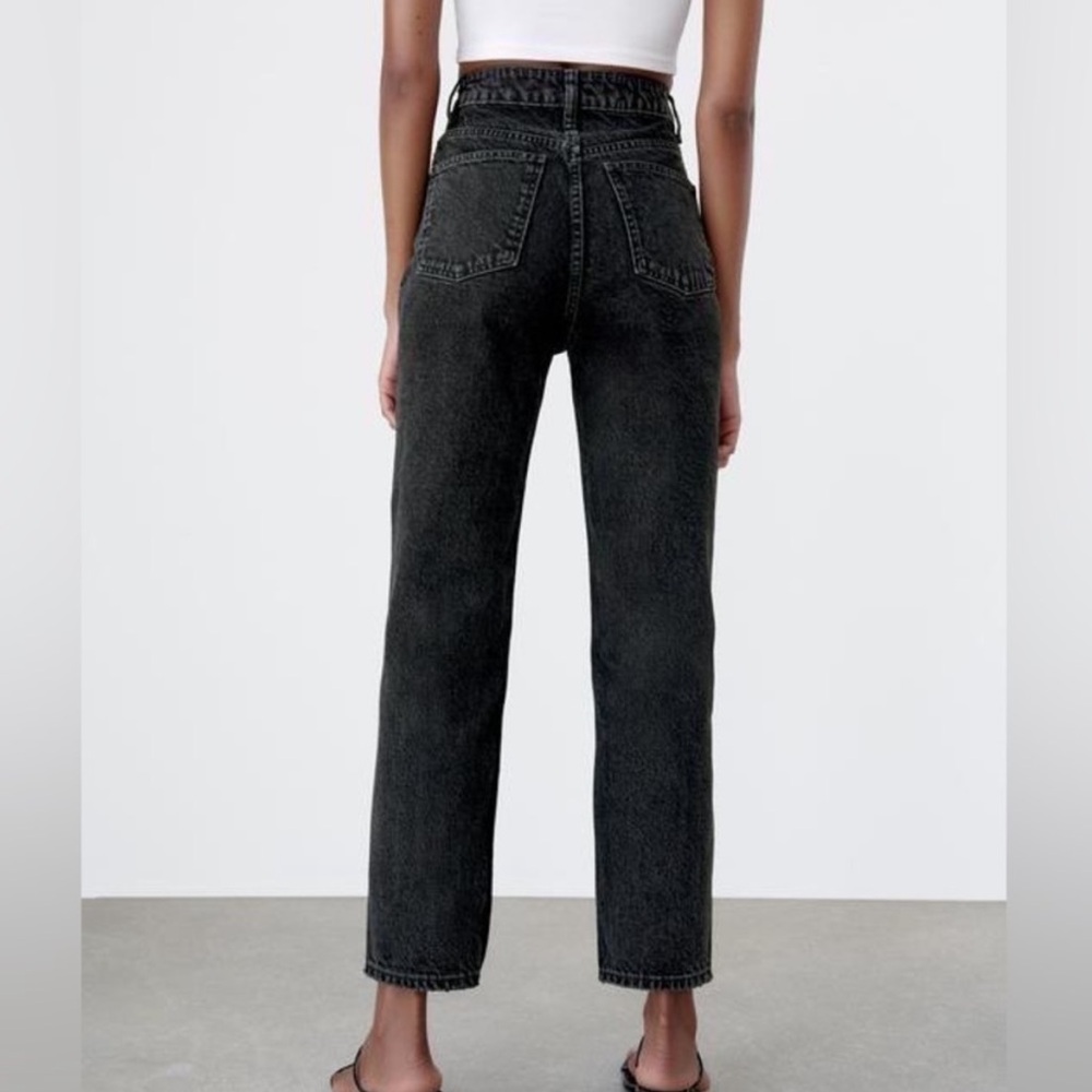 Zara HIGH RISE Z1975 STRAIGHT LEG JEANS